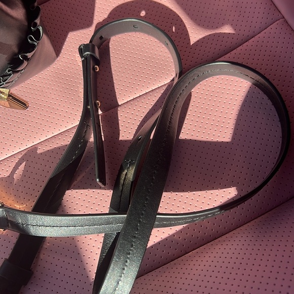 Cute Coquette MK Purse - Picture 10 of 11